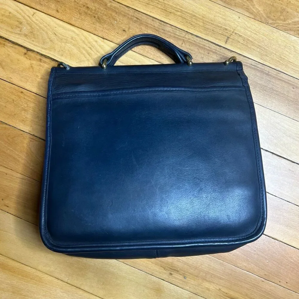 Coach, Willis Vintage Messenger Handbag Solid Black Serial Number X8D-9927